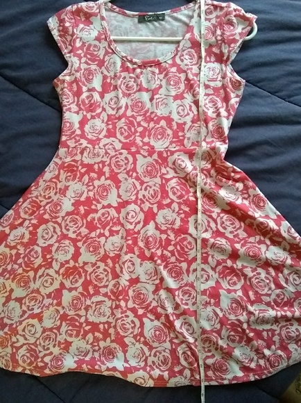 Pinc Rose tunic top size medium - Picture 6 of 6